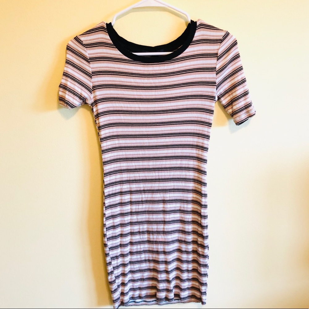 Neutral Striped Dress💗